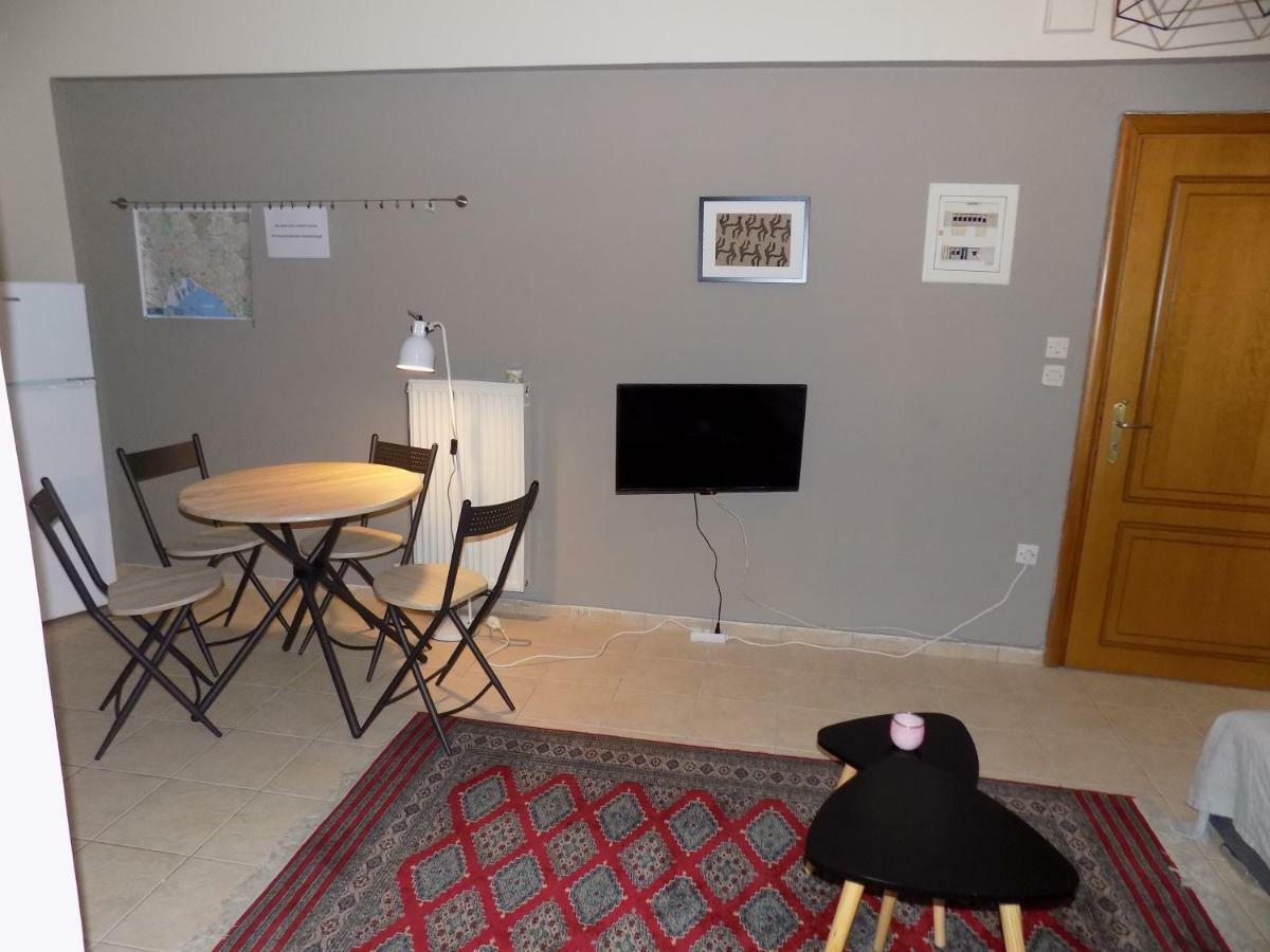 George'S Apartment In Volos Area 外观 照片